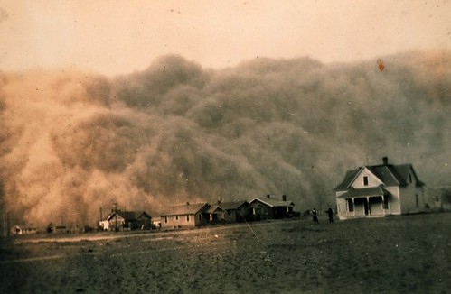 "http://commons.wikimedia.org/wiki/File:Dust-storm-Texas-1935.png" by Modern Event Preparedness is licensed under CC BY 2.0