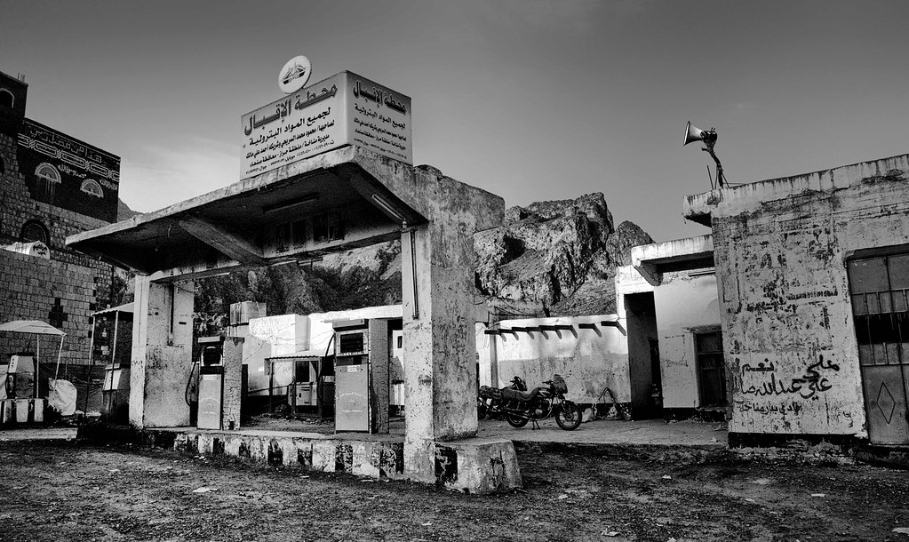 "Petrol Station, Yemen" by Rod Waddington is licensed under